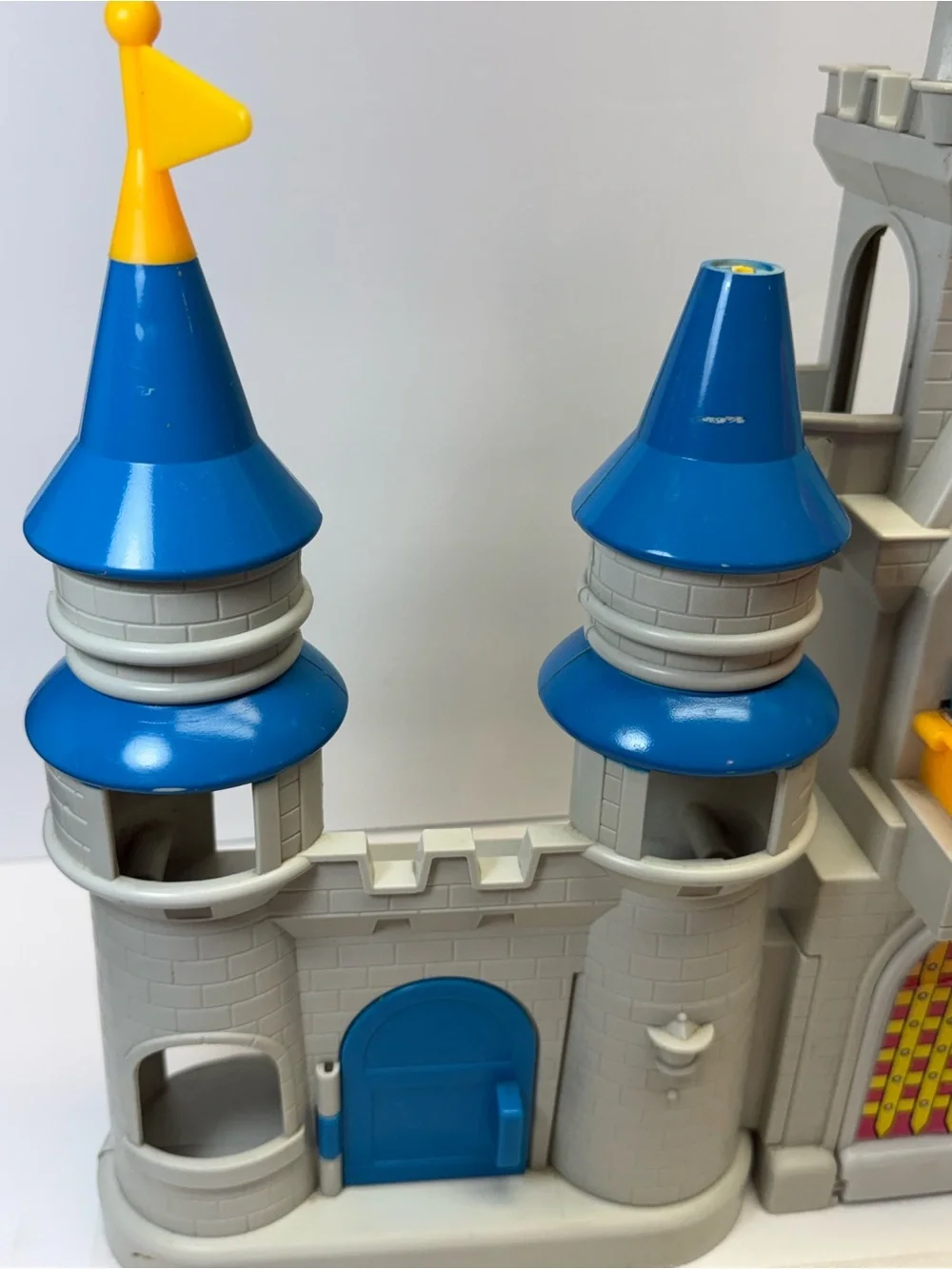 Vintage 1987 Playmates Disney Castle Cinderella Magic Kingdom Playset Tower Toy